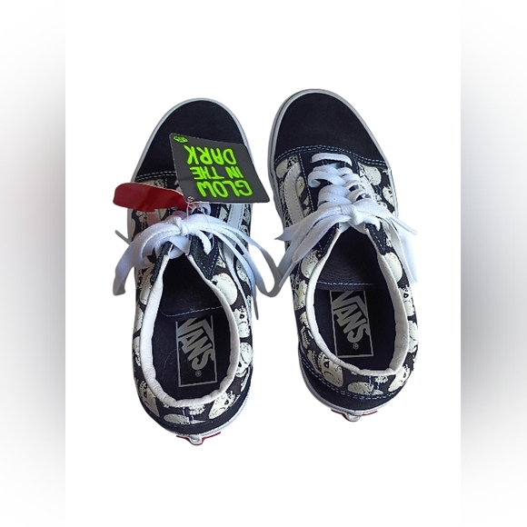 NWT Vans Glow In The Dark Skull "Old Skool" Size 5.5 Mens 7 Womens - Picture 7 of 8